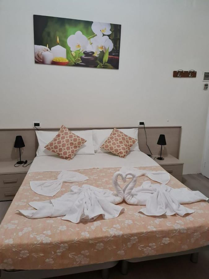 רימיני Hotel Bologna מראה חיצוני תמונה