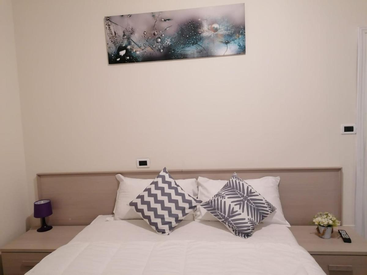 רימיני Hotel Bologna מראה חיצוני תמונה