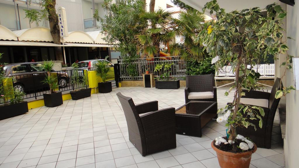 רימיני Hotel Bologna מראה חיצוני תמונה